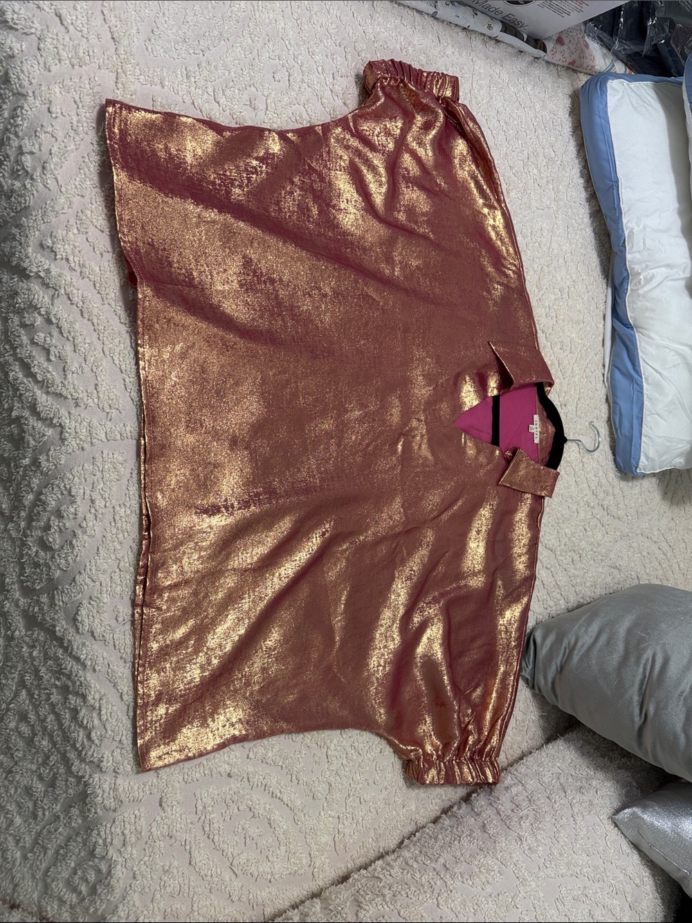 JODIFL Metallic Rose Gold Top